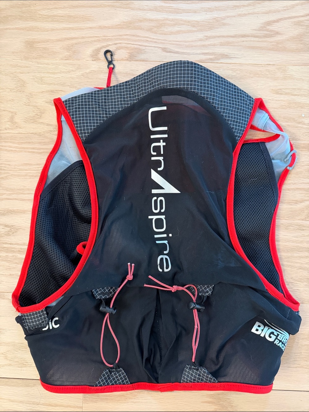 Ultraspire BIG BRONCO RACE VEST men’s Medium (NO BOTTLES INCLUDED) - Picture 2 of 4